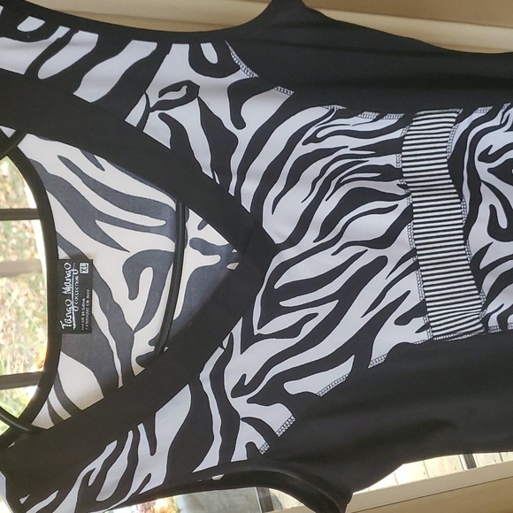 Tango Mango Collection Vneck Zebra Stripes Long Sleeveless Sz. XL Tunic - Picture 9 of 11
